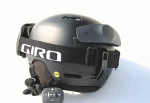 ヘルメットに装着するだけで耳を塞がずに会話が出来るコミュニケーションギア ソニー「NYSNO(ニスノ)-10」