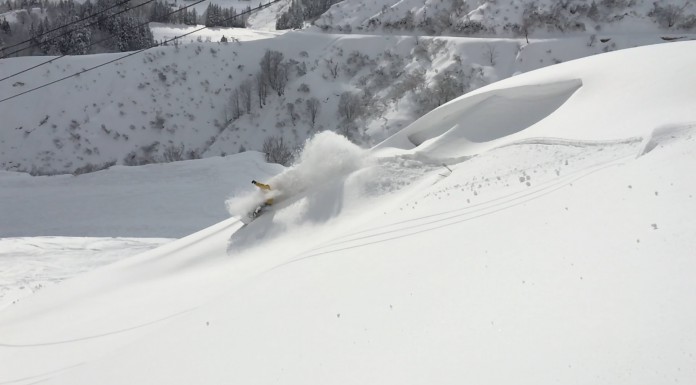 地形の宝庫!遊び場たくさん! / 須原スキー場
